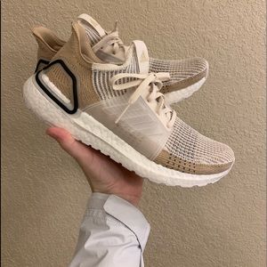 Women’s Adidas ultra boosts - month old.